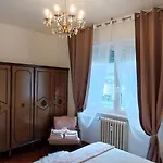 Express Comfort 2p Rum i privatbostad Tirano