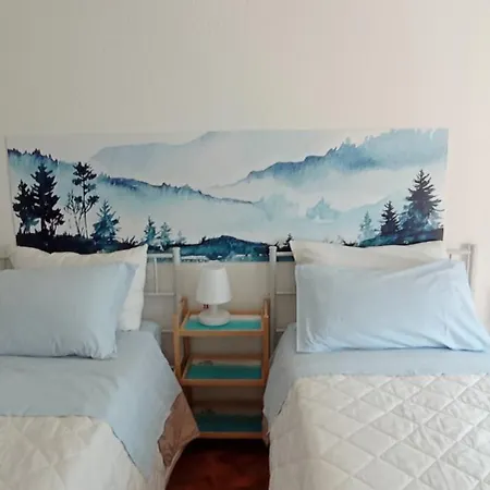 Quarto em Acomodações Particulares Express Comfort 2p Tirano